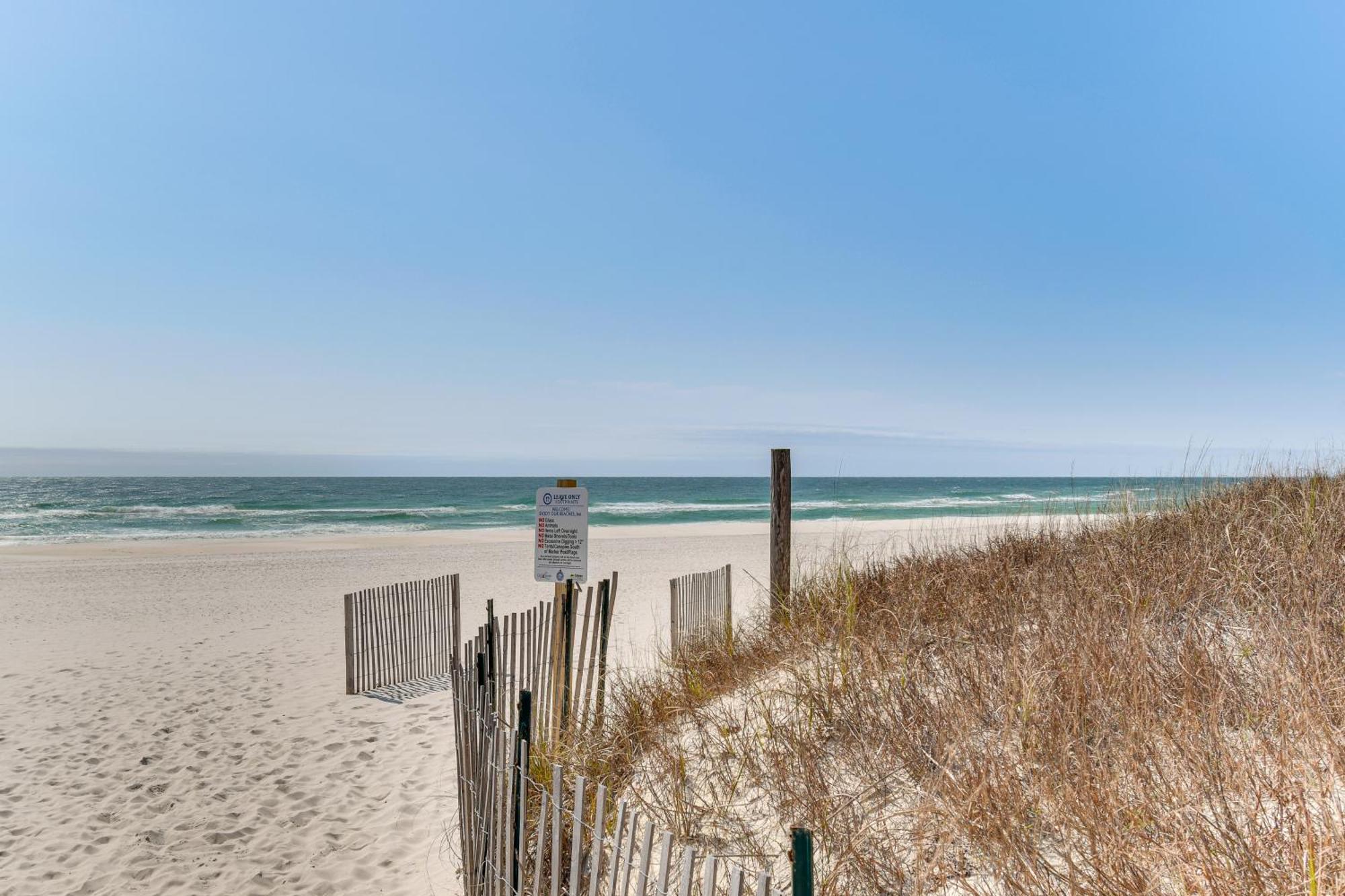 Orange Beach Retreat With 4 Pools - Walk To Beach! Gulf Shores Exterior photo